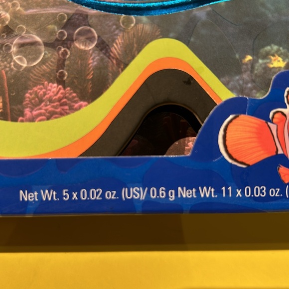 Disney Pixar Finding Nemo x Makeup Revolution P.Sherman Makeup Palette New - Picture 5 of 6